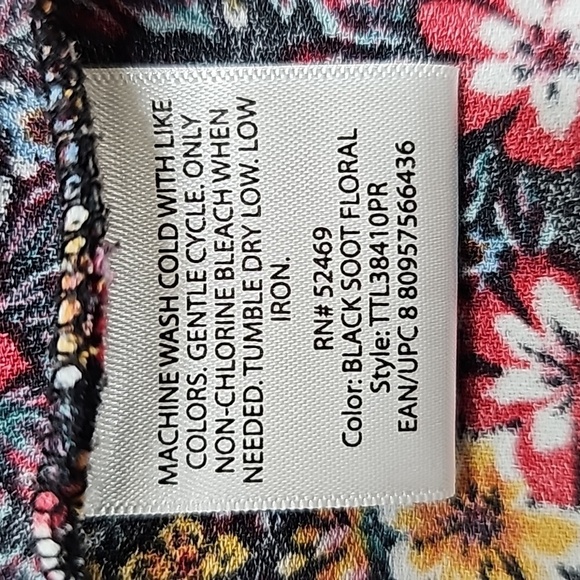 Time and Tru floral peasant top, bell sleeve, ruffle bodice, blk yellow red - Picture 8 of 11